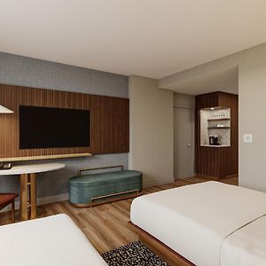 Queen Room Two Queen Beds Hearing Access